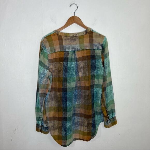 Anthropologie Isabella Sinclair Ruffled Plaid Henley Top Size Medium - Picture 3 of 13